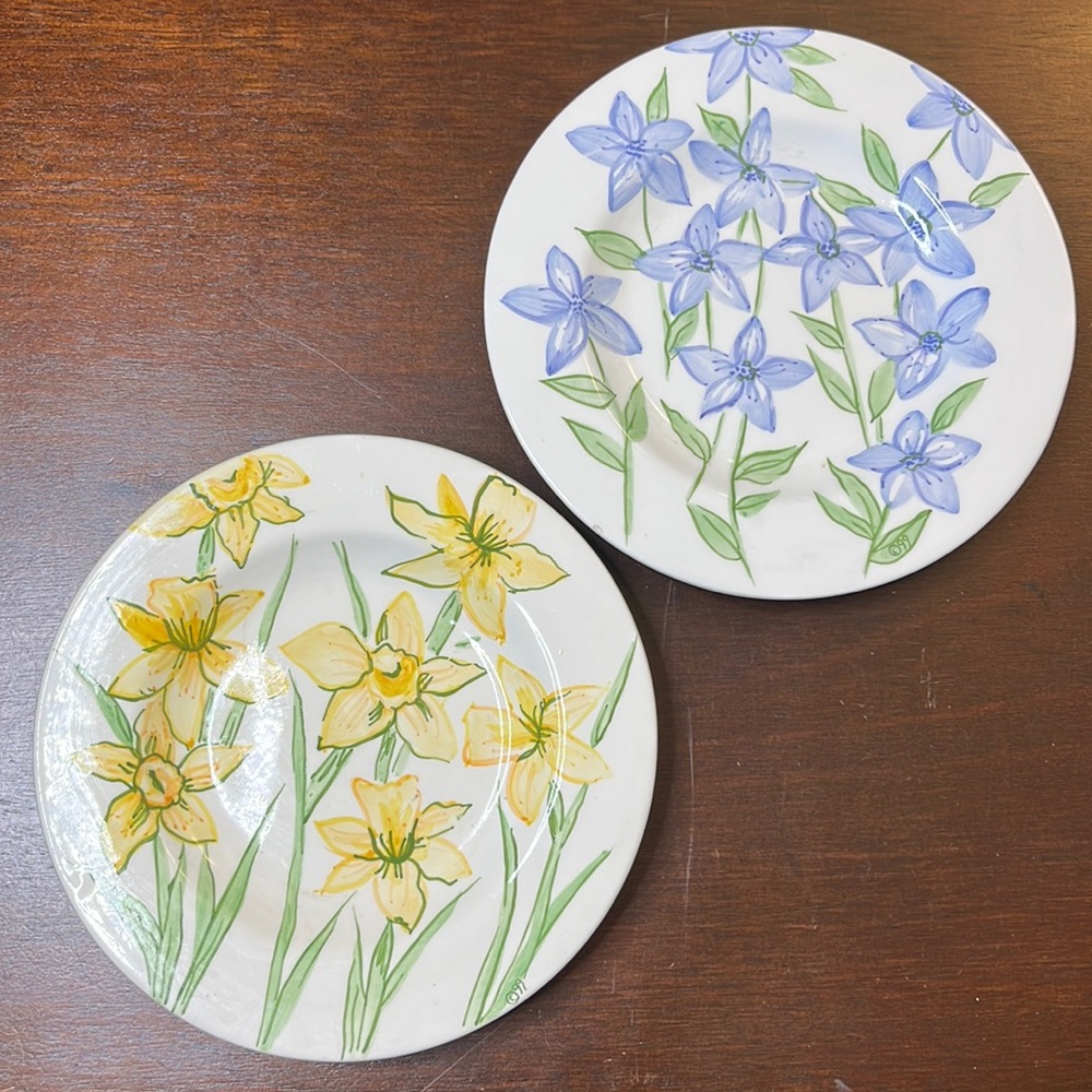 Harry & David flower plates